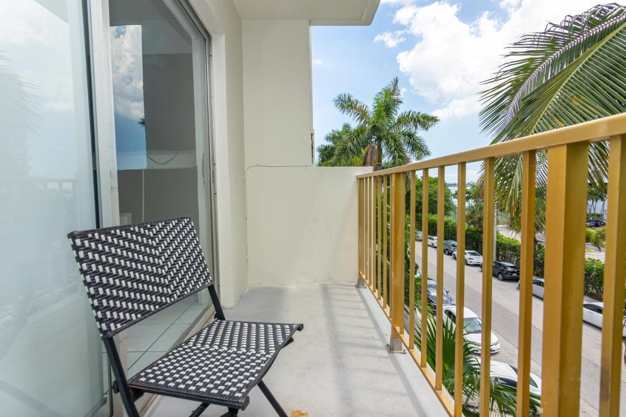 One Bedroom Apartment - With Parking & Balcony - Heart Of Wynwood Μαϊάμι Εξωτερικό φωτογραφία